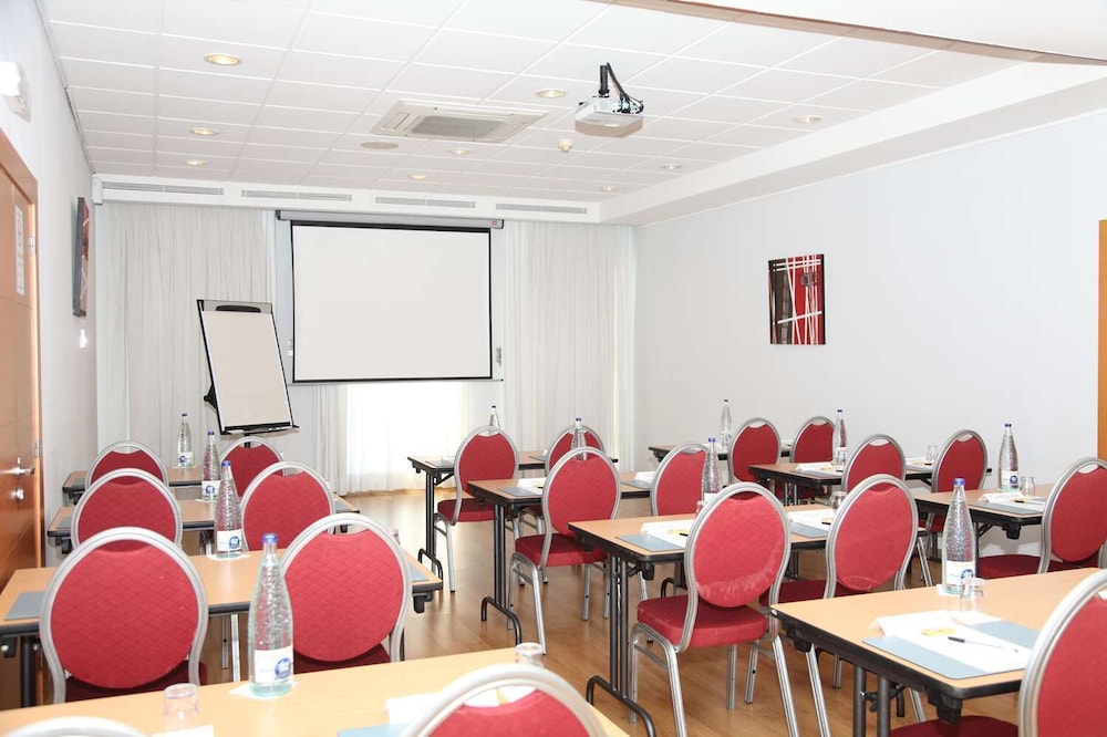 Travelodge Barcelona del Valles 43/55