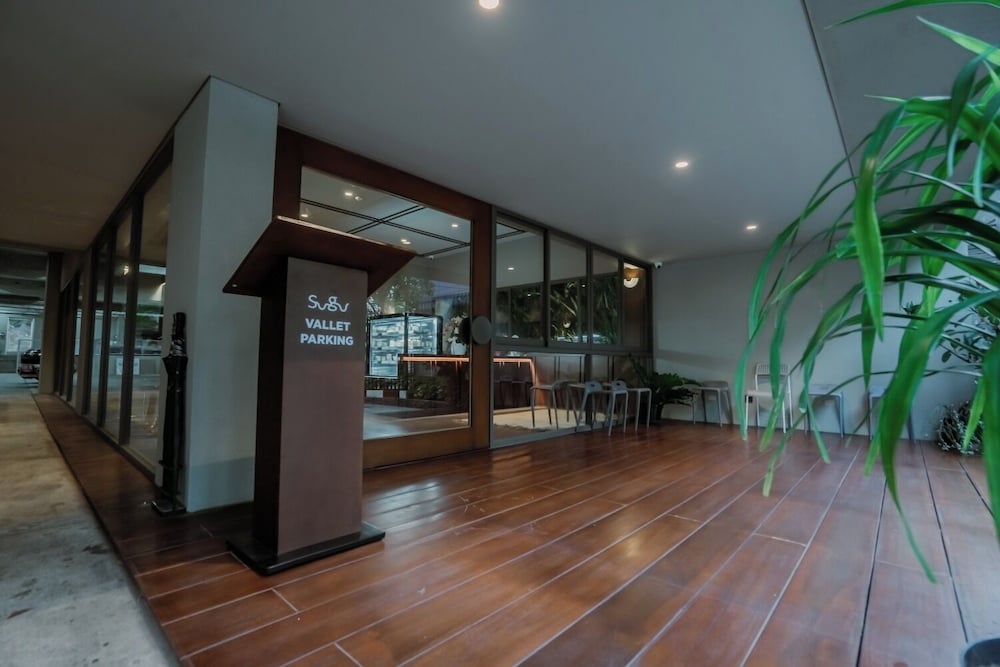 Jiro Hotel 43/50
