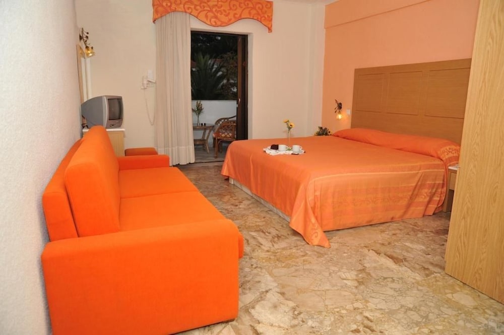 Olympic Kosmas Hotel 22/61