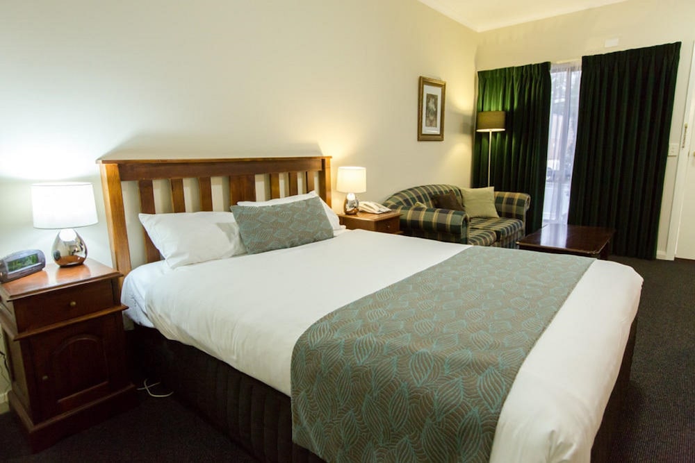 BARKLY MOTORLODGE 14/31