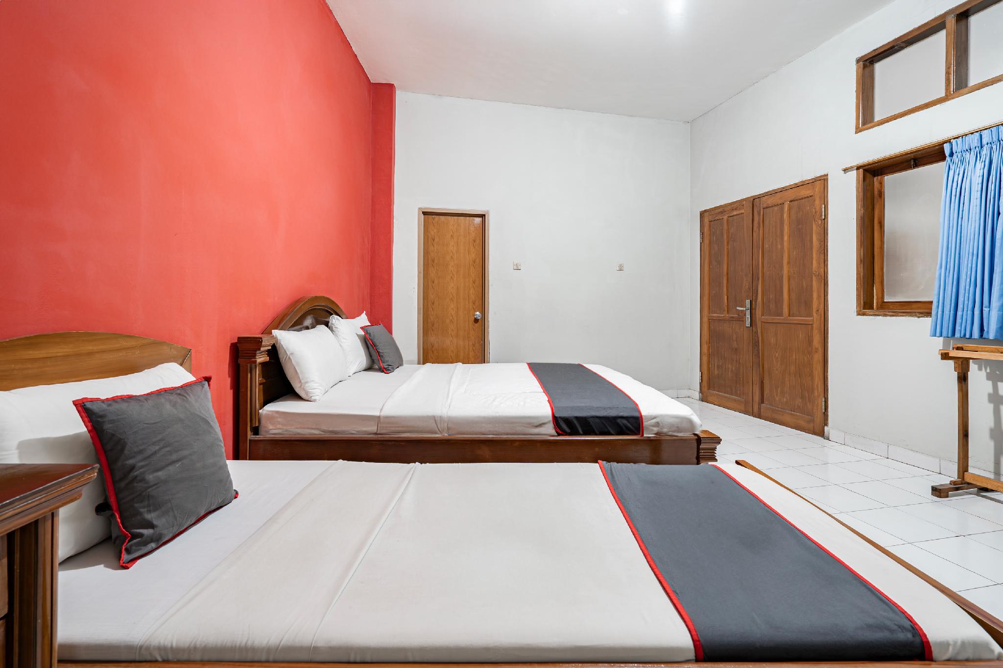 Capital O 94108 Hotel Abadi 10/15
