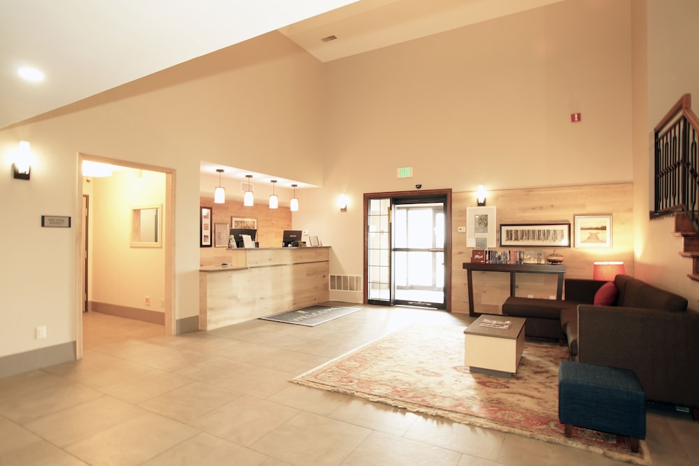 Country Inn & Suites by Radisson Greenfield IN 5/37