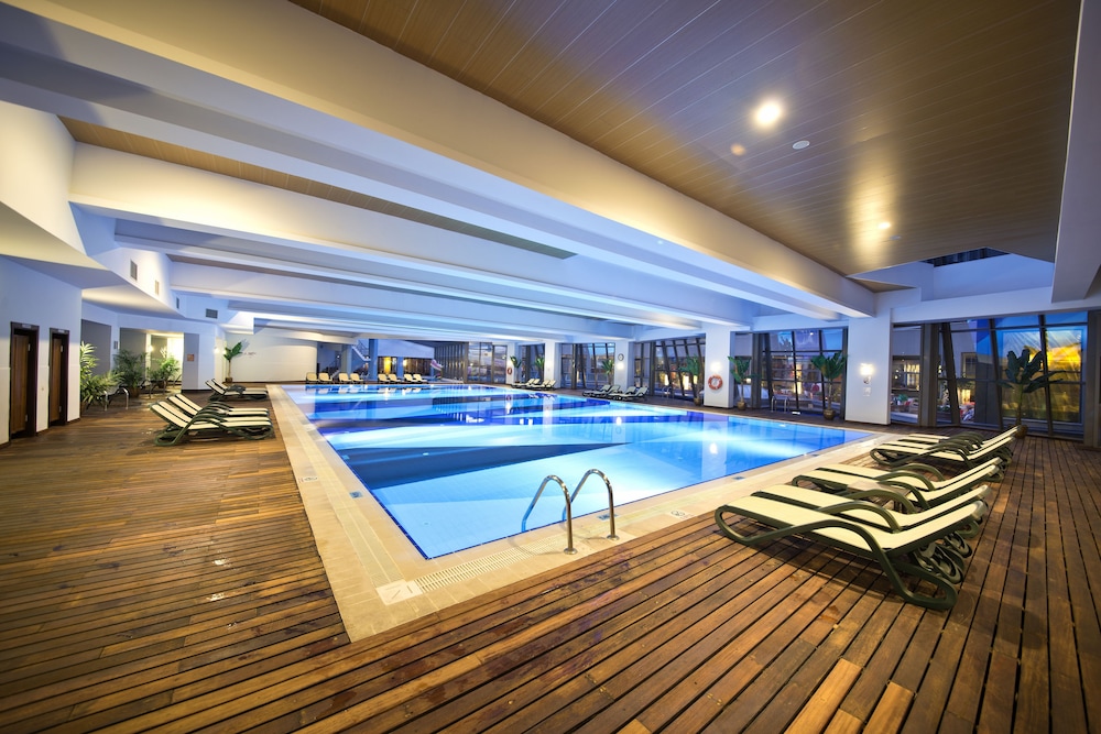Limak Lara De Luxe Hotel and Resort 41/81