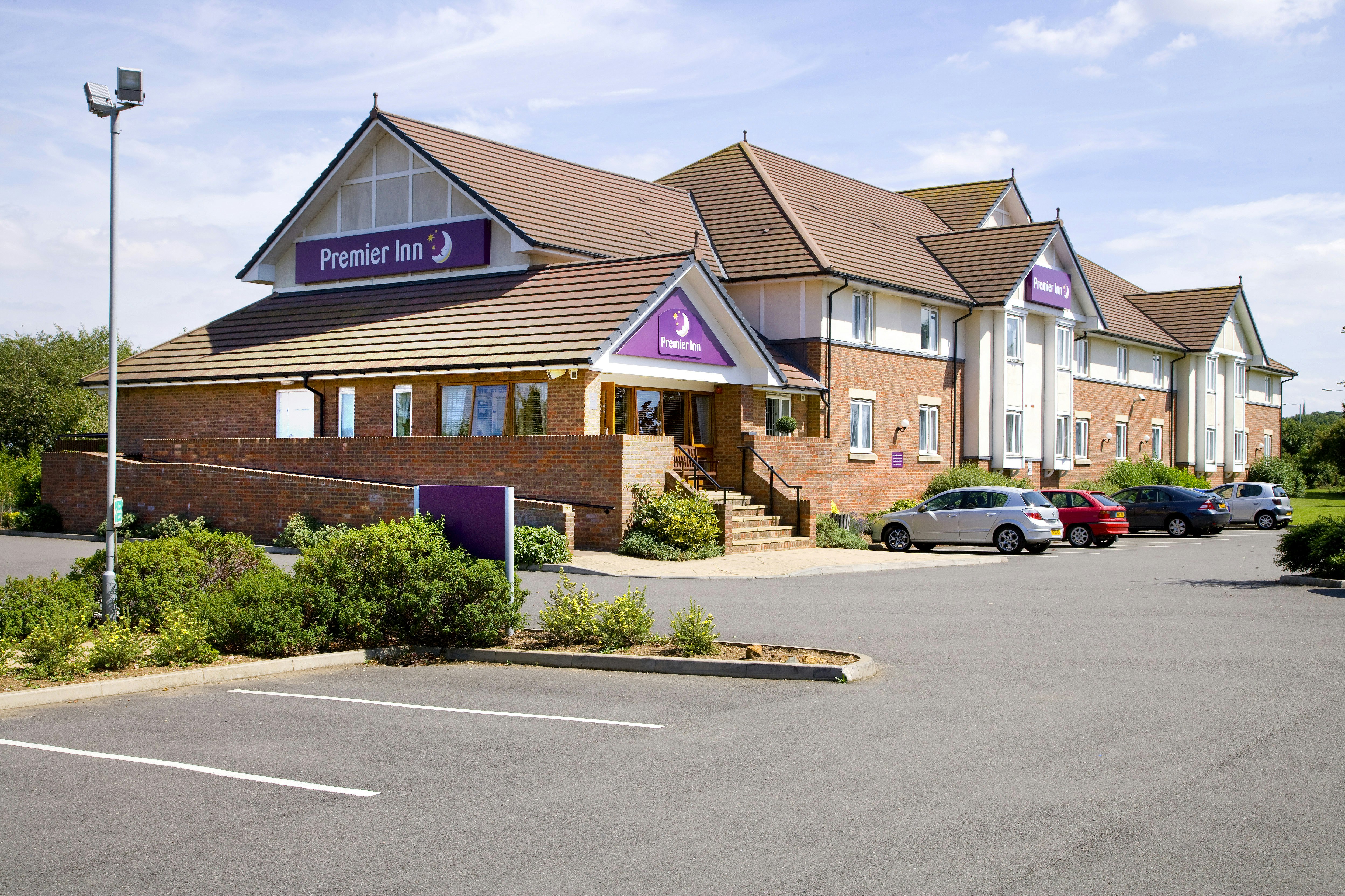 Premier Inn Northampton Bedford Rd/A428 28/31