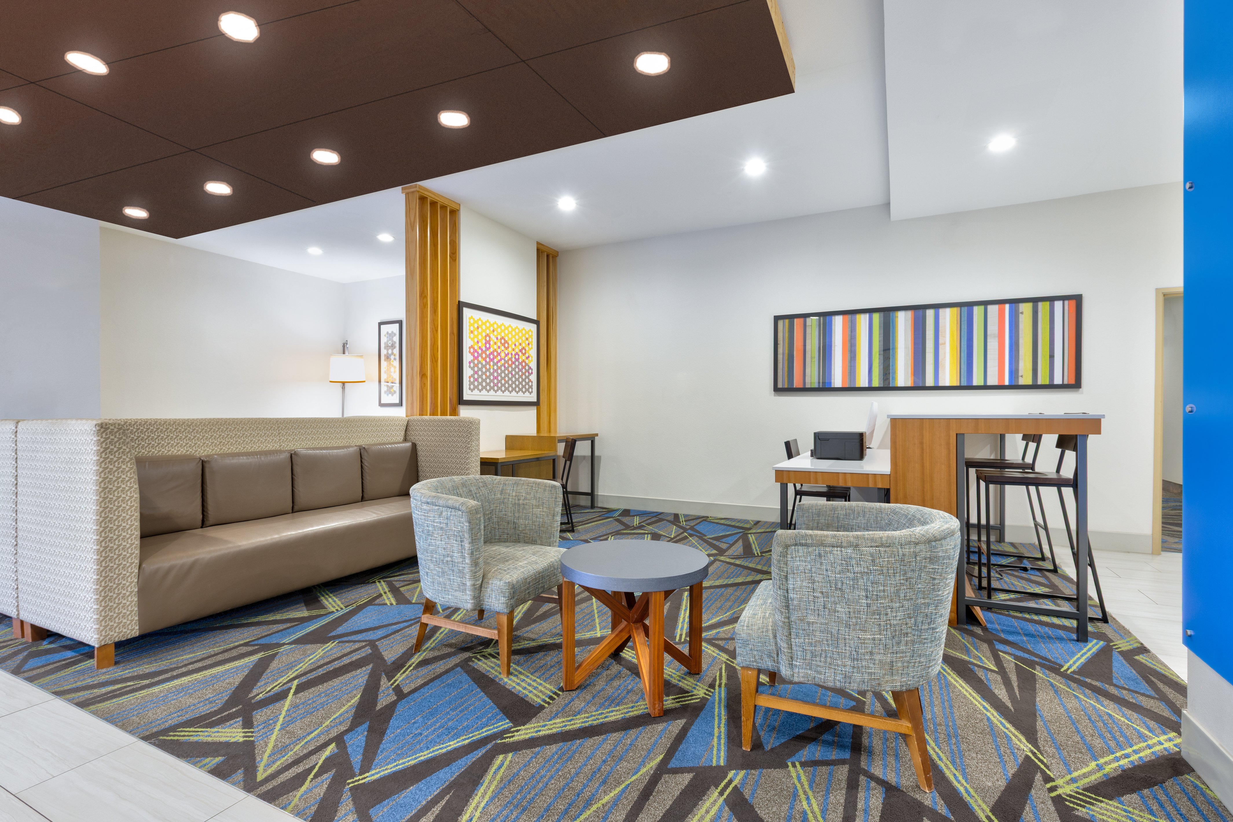 Holiday Inn Express Hotel And Suites Amarillo Sout 44/61