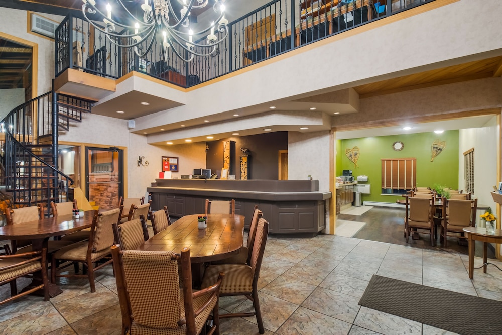 The Inn at Tomichi Village 55/66