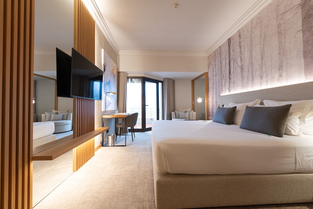 HOTEL CIDNAY 12/51