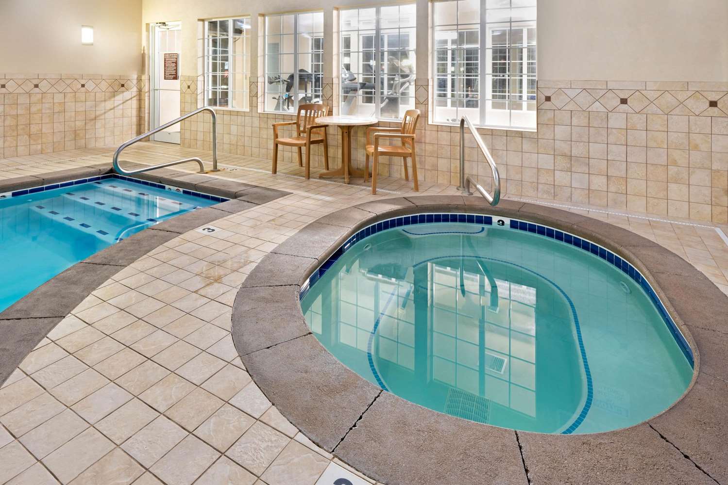 swimming pool spa