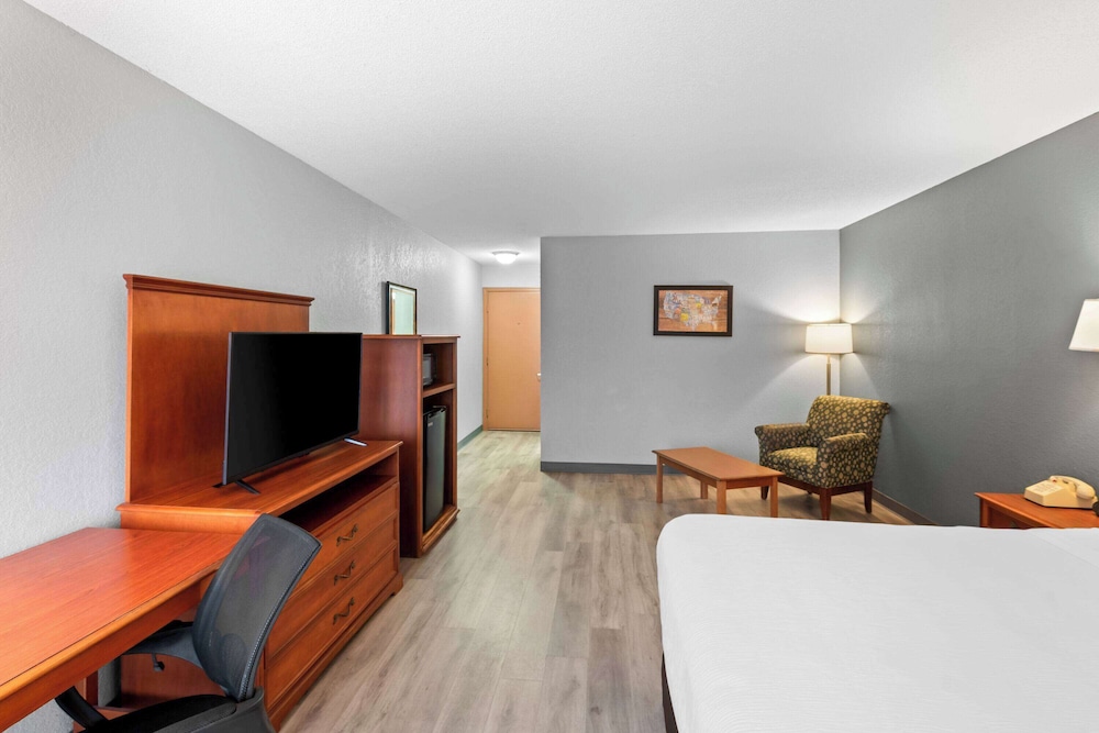 Baymont by Wyndham Lebanon IN 18/50