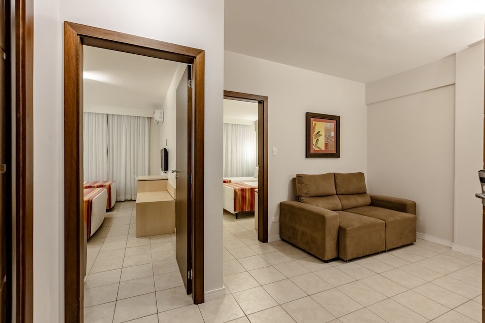 Pires Hotel 42/61