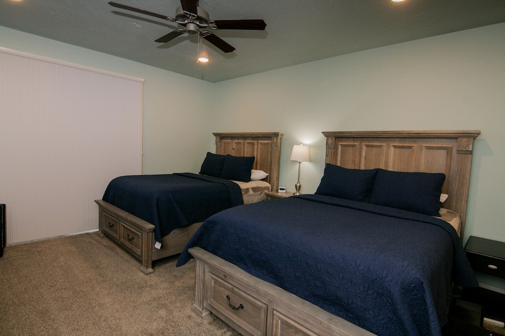 The Villas at Sand Hollow Resort 24/48