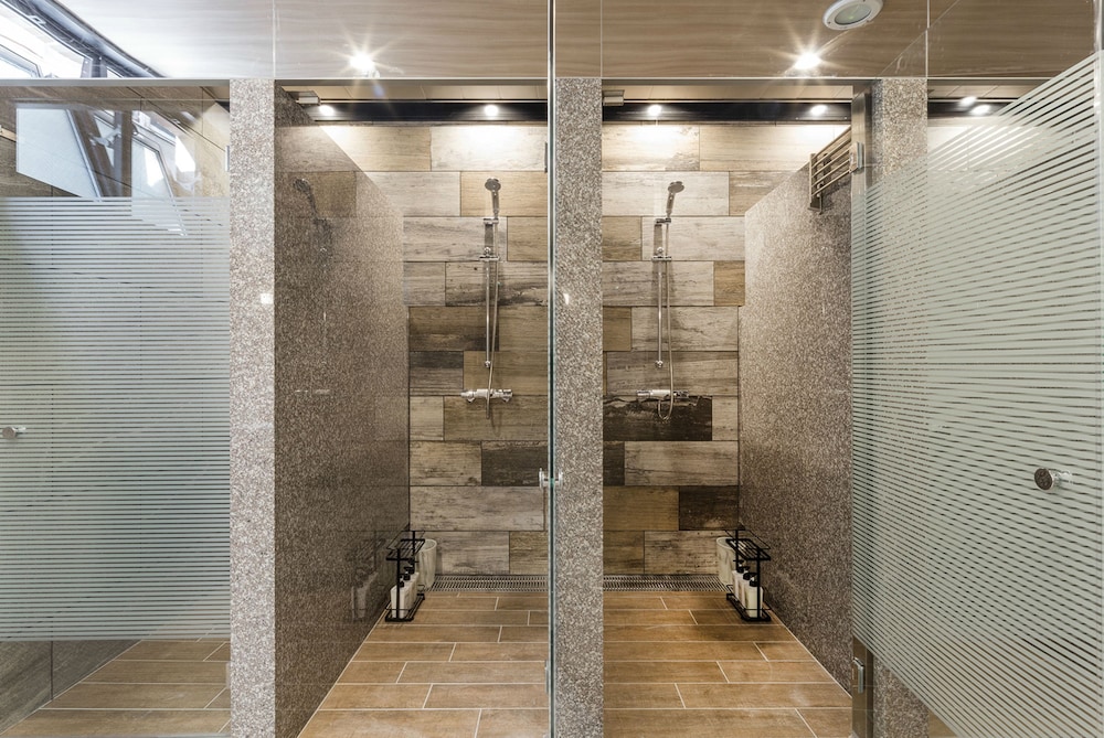SAKURA TERRACE THE ATELIER 51/63
