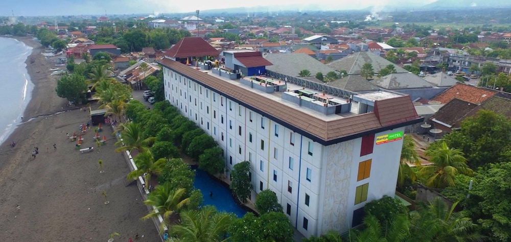 Singaraja Hotel 4/59