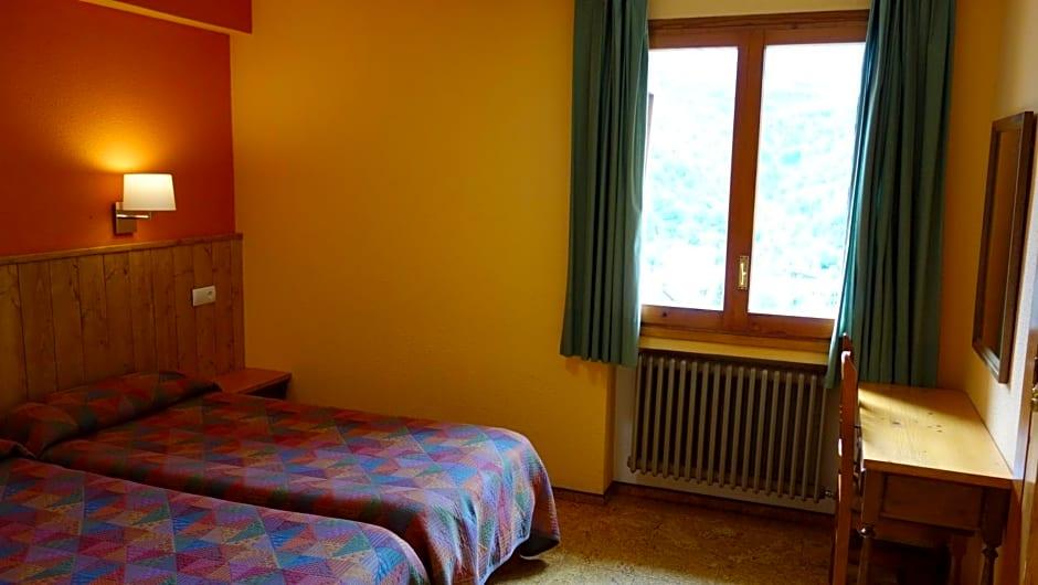 Hotel Vicente 13/59