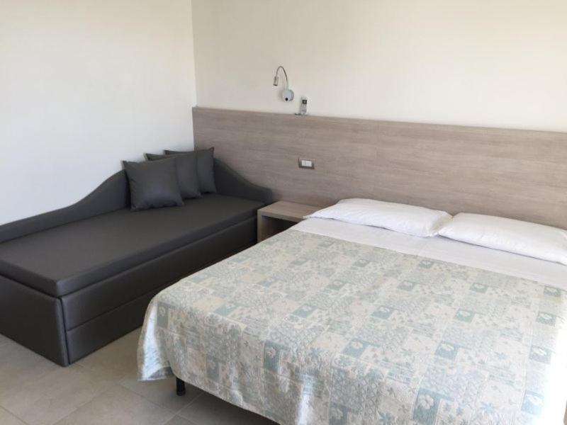غرفة رباعية بإطلالة على البحر، Hotel Astor 2/4