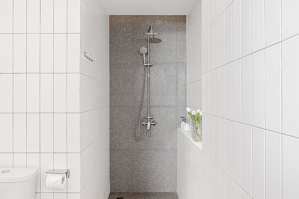 M Village Hotel Hai Ba Trung, a brand of Modern Village Lifestyle 48/50