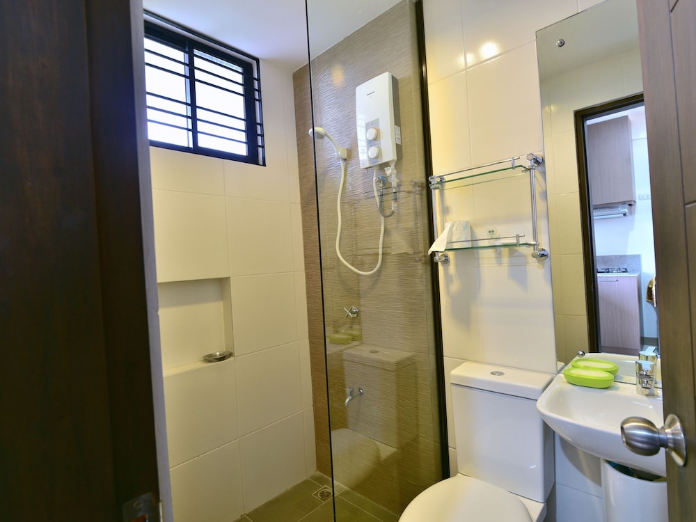 Anahaw Apartments Whitebeach 48/51