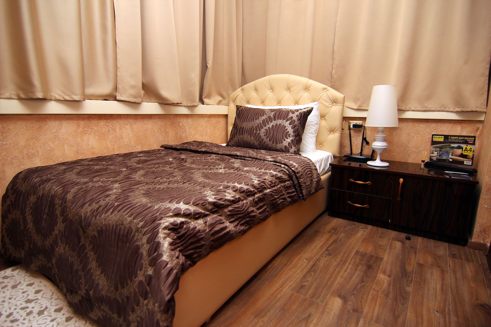 COMFORT, SINGLE, SINGLE BED, CITY VIEW