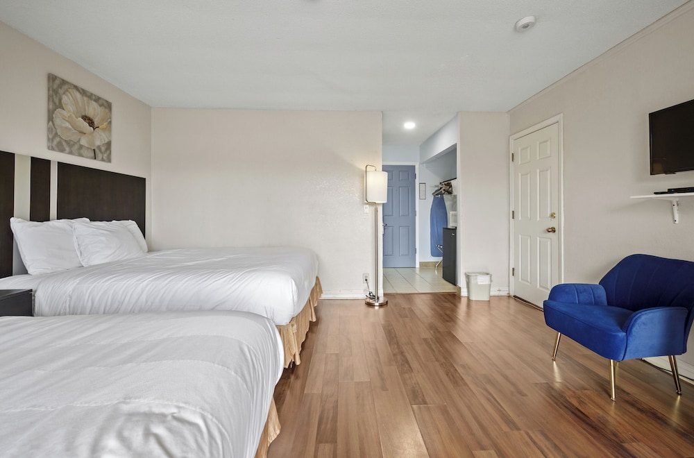 Room at Sol Springs Inn, CATHEDRAL CITY - CA