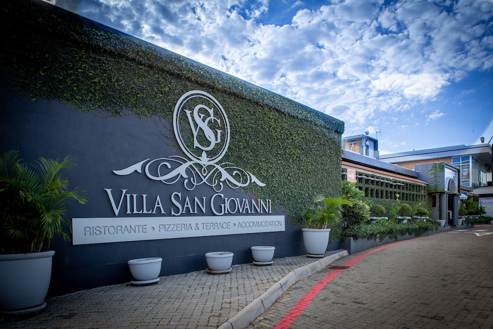 Villa San Giovanni Accommodation 38/50
