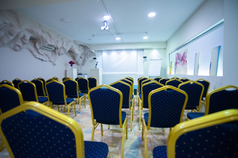 Bougainville Bay Hotel 39/50