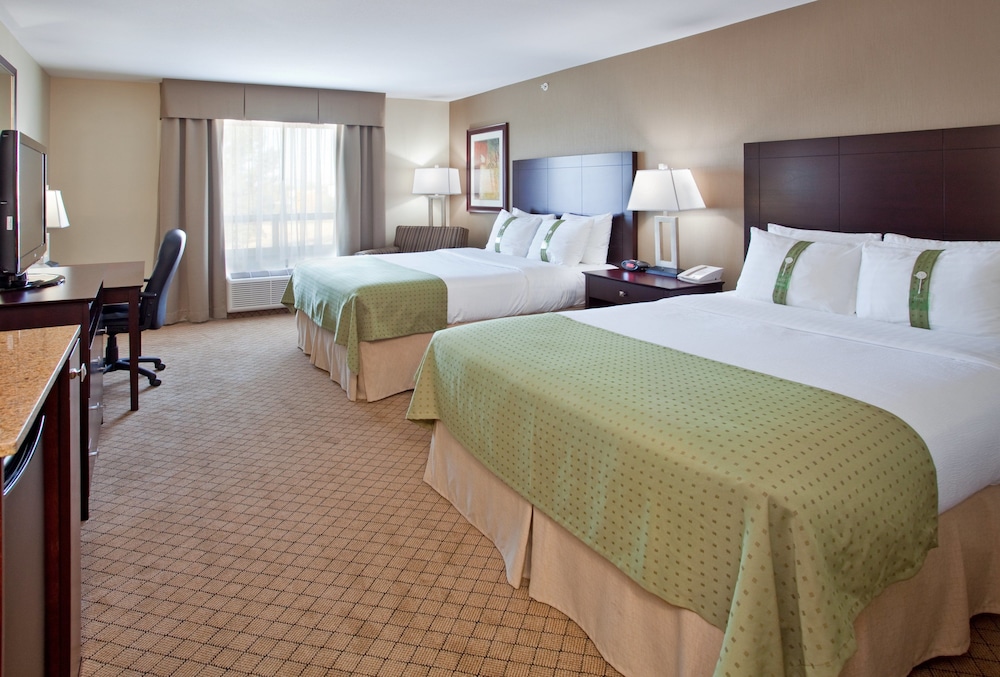 Holiday Inn Hotel Suites Kamloops 9/72