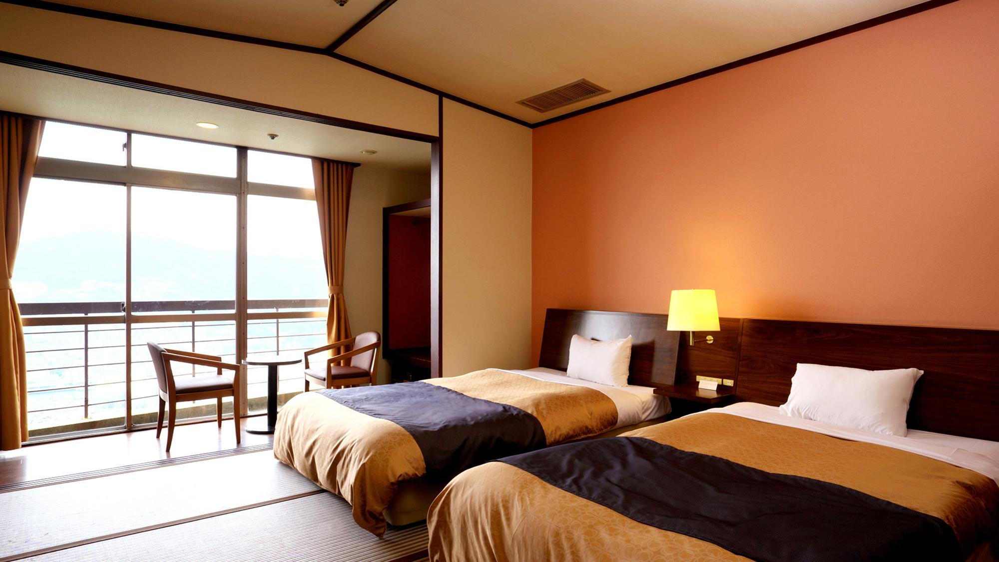 Room, Twin Beds, City Side, Ocean View, Night View, Smoking