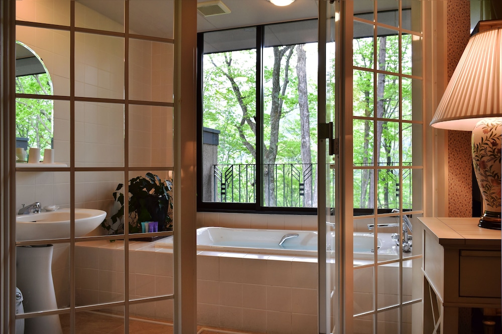 Hotel La Neige Higashi Kan 32/80