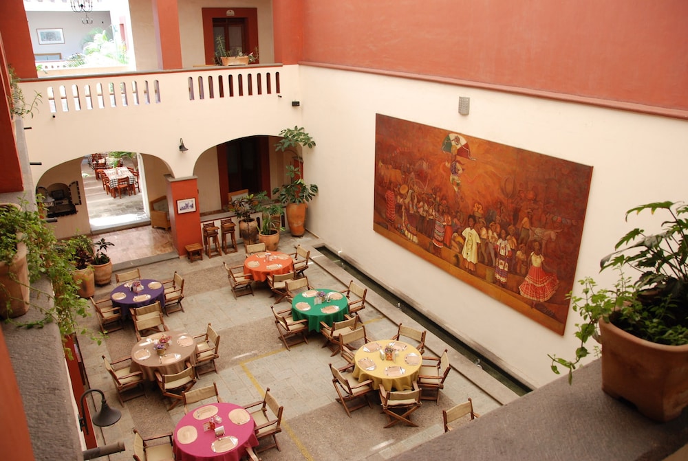 Hotel Casa Antigua 62/69