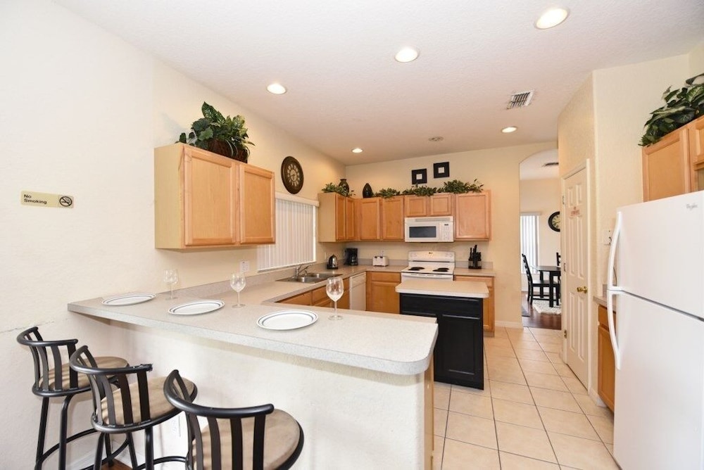 High Grove Homes 44/50