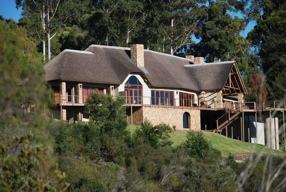 Tamodi Lodge and Stables 4/50