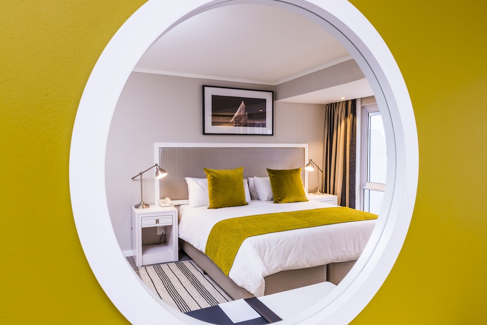 Simon's Town Quayside Hotel 25/60