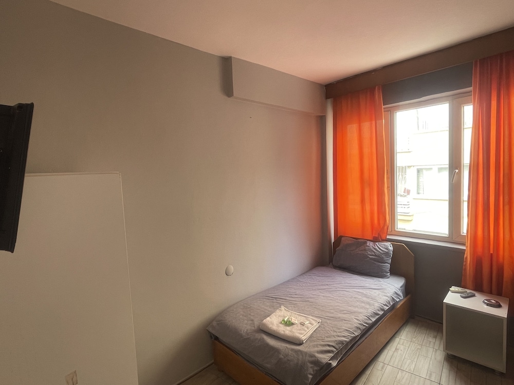 Ersoy Ak Pansiyon 5/50