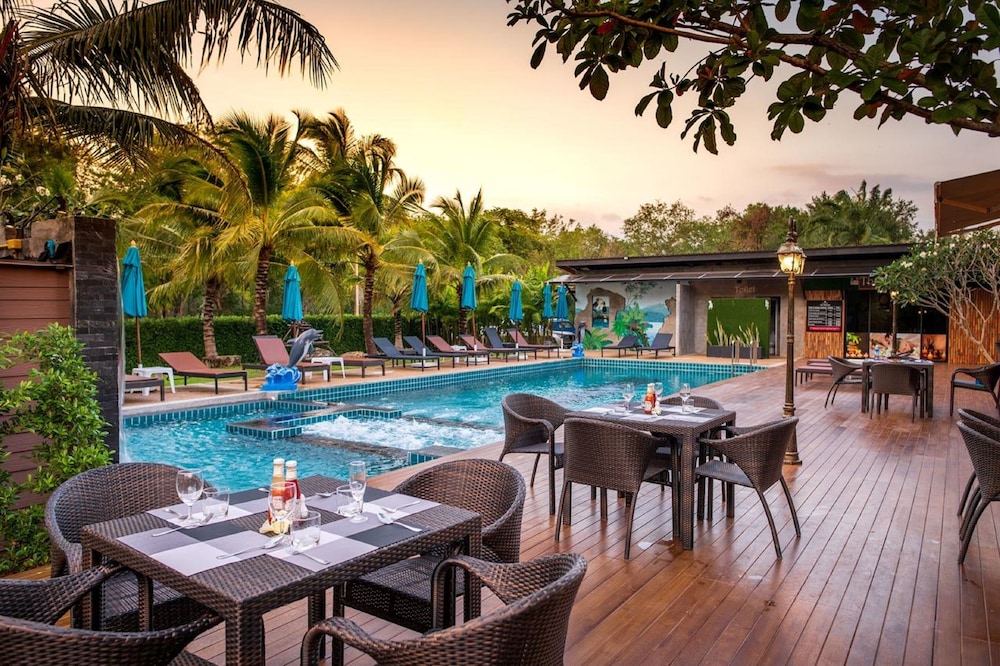 River Front Krabi Hotel 47/55