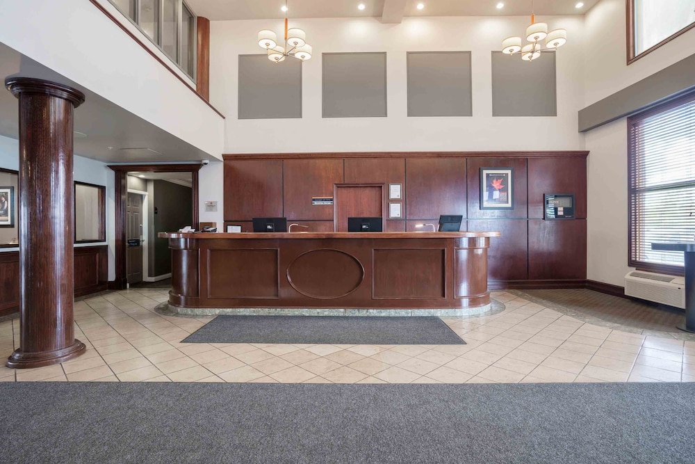 Sandman Hotel Saskatoon 7/52