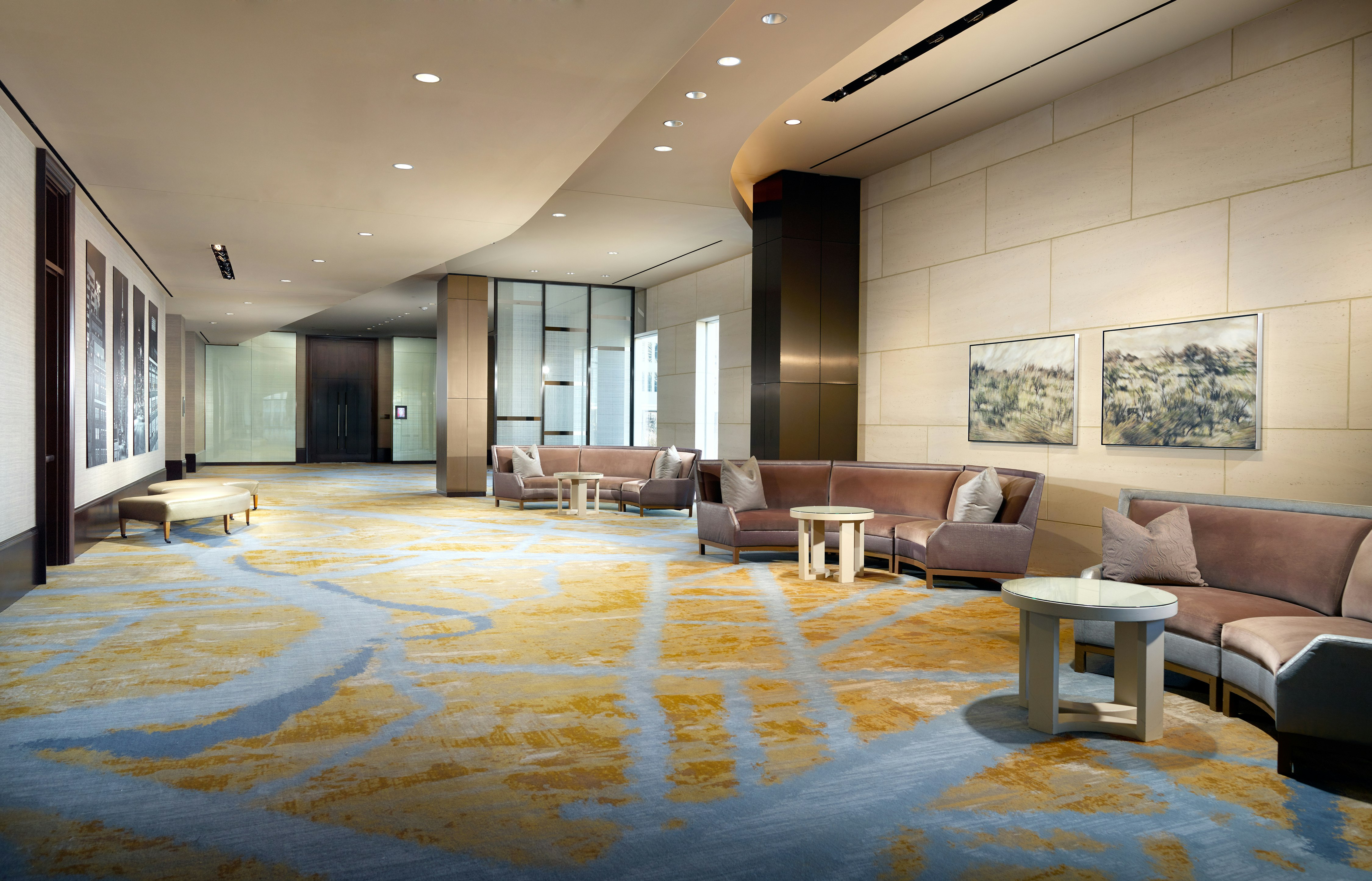 OMNI DALLAS HOTEL 47/92