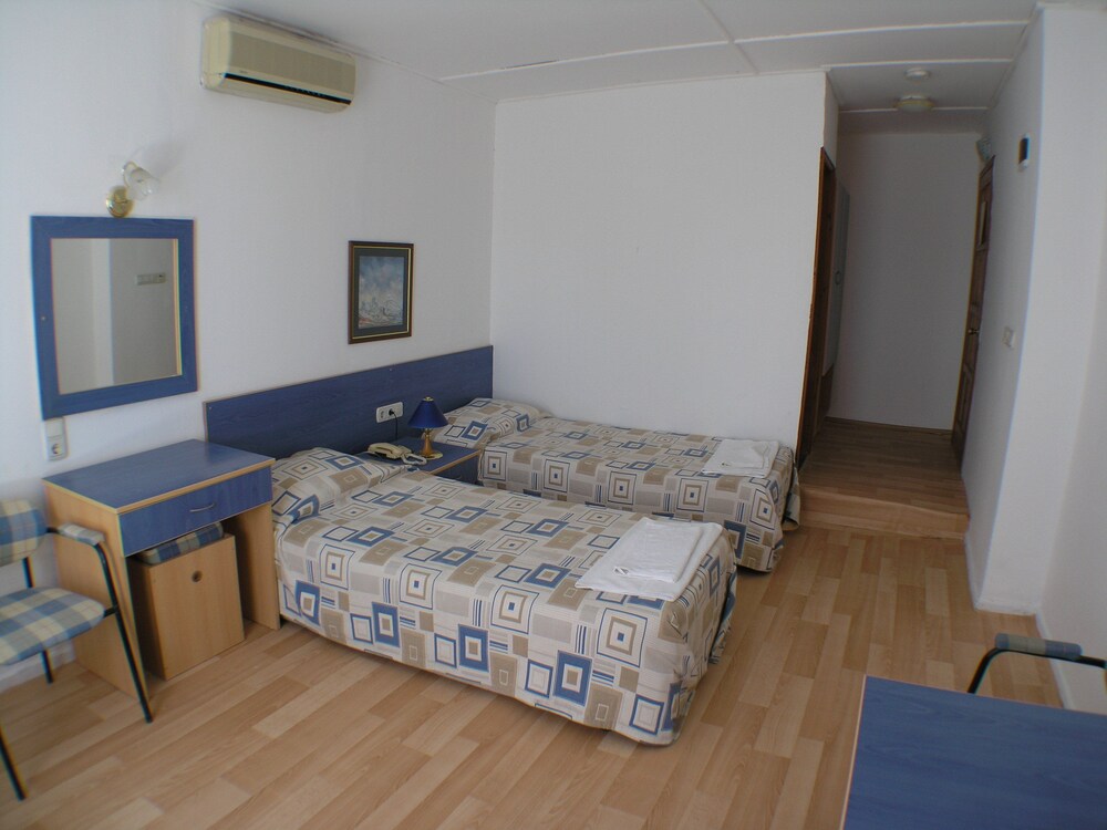 Kavala Studio 11/31