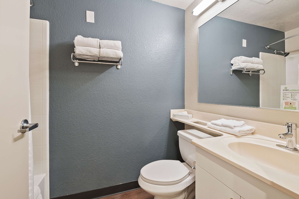 Extended Stay America - Miami - Airport - Blue Lagoon 11/43