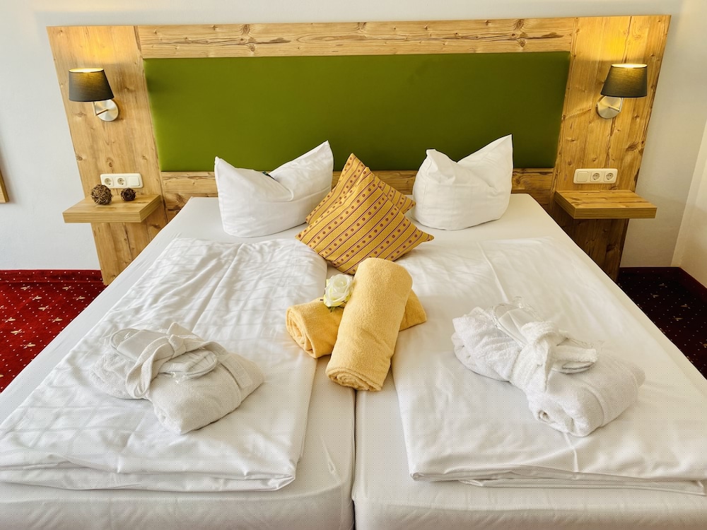 Hotel Nesselwanger Hof 32/58