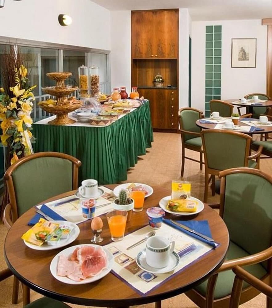 Hotel Augusta 28/43