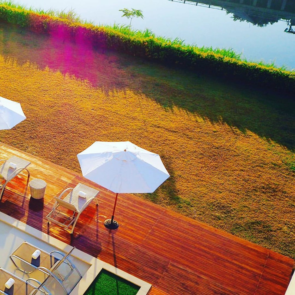 THE CHIANG MAI RIVERSIDE 40/50