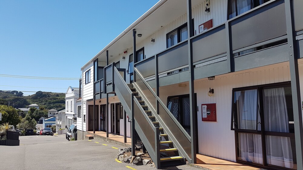 88 Wallace Court Motel 22/36