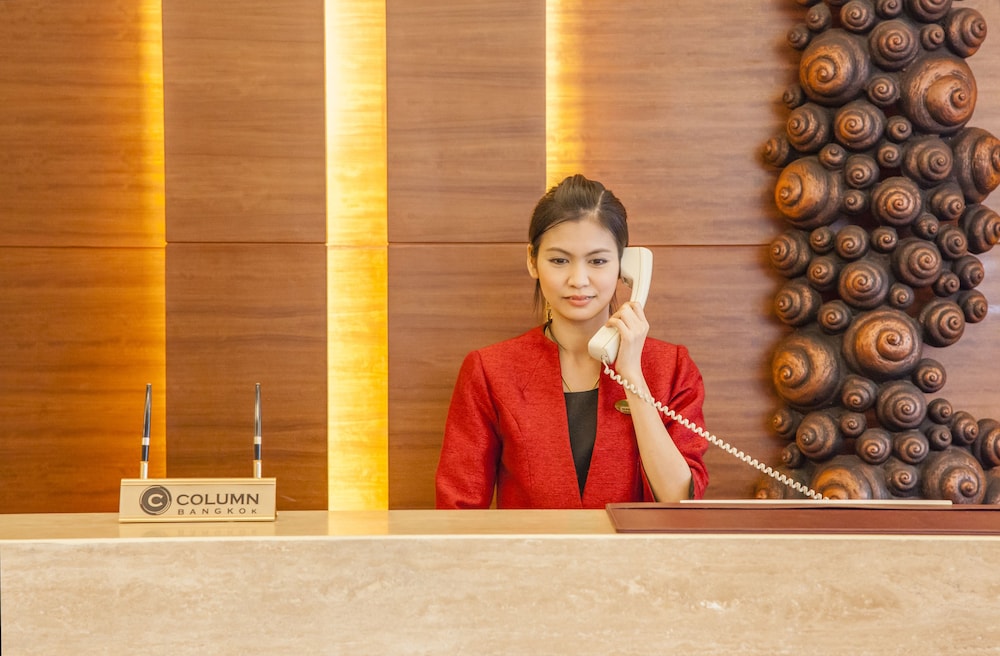 Column Bangkok Hotel 32/74
