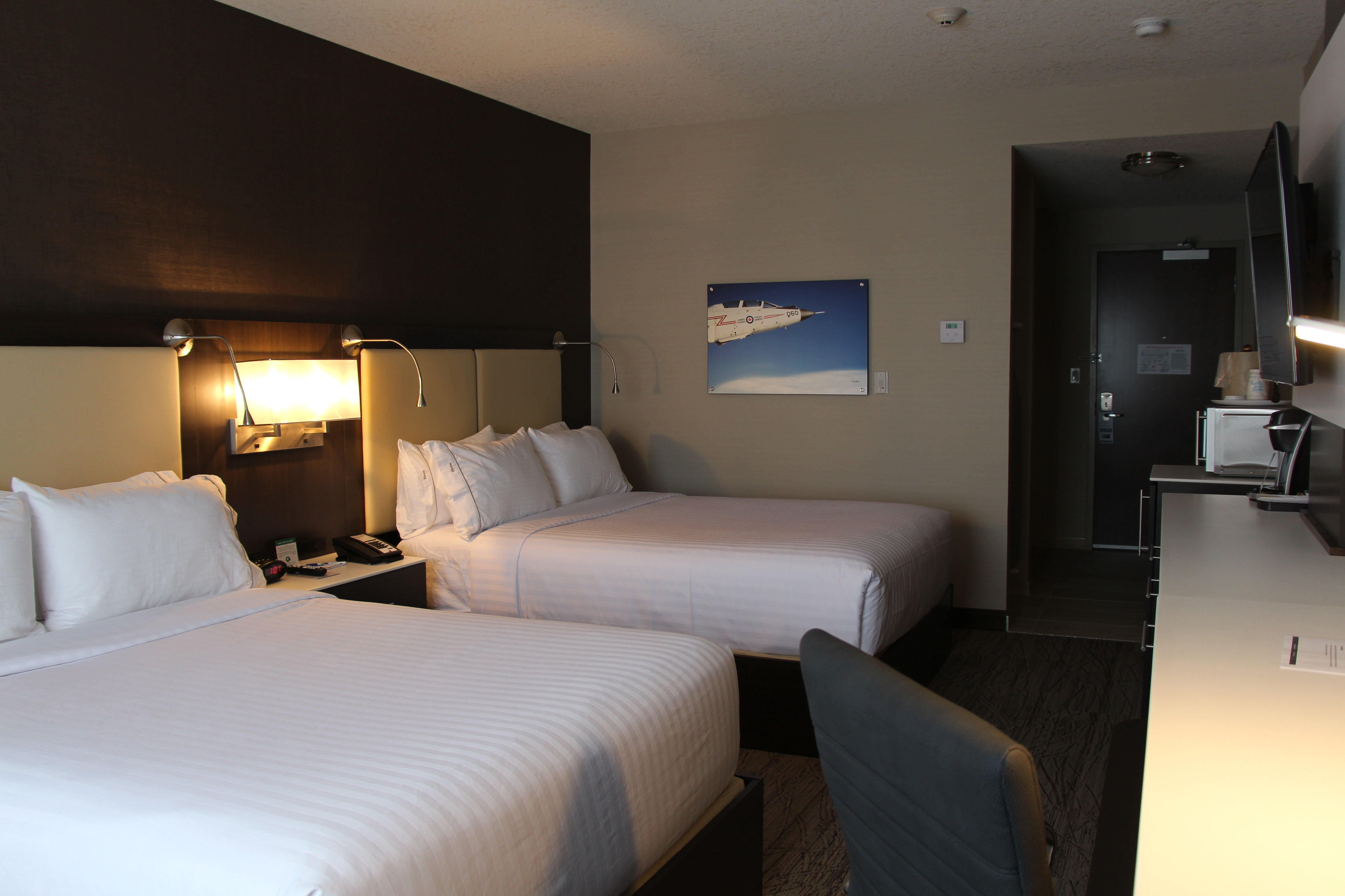 Holiday Inn Express Suites Cold Lake 13/73