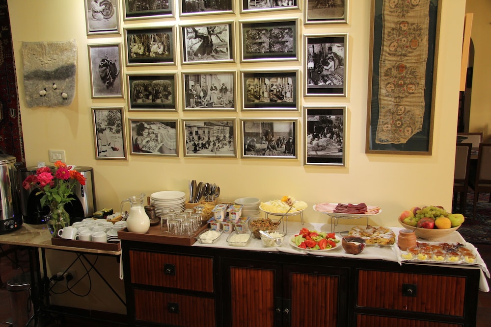 Silk Road Hotel 3/49