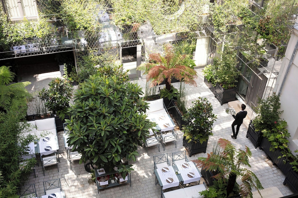 Les Jardins du Faubourg 8/59