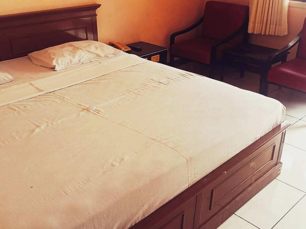 OYO 2495 Hotel Wijaya 38/50