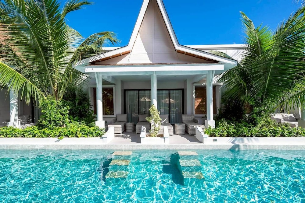 Lalynn Resort & Villas 51/55