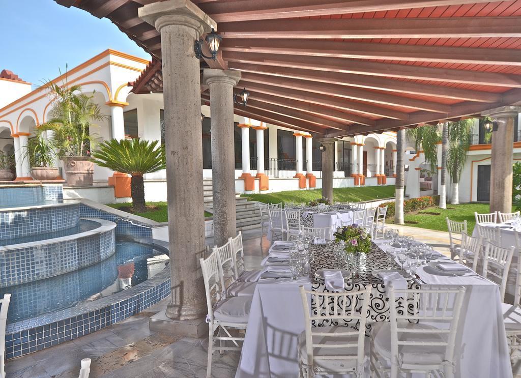MISION COLIMA HOTEL 8/22