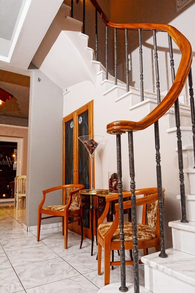 Hotel Ioni 43/50